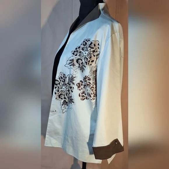 MULTIPLES Cream and Brown Floral Blazer - Picture 3 of 9